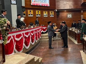 H.Tatang Sutardi Resmi Dilantik Sebagai PAW Anggota DPRD Kabupaten Indramayu Masa Jabatan 2024–2029