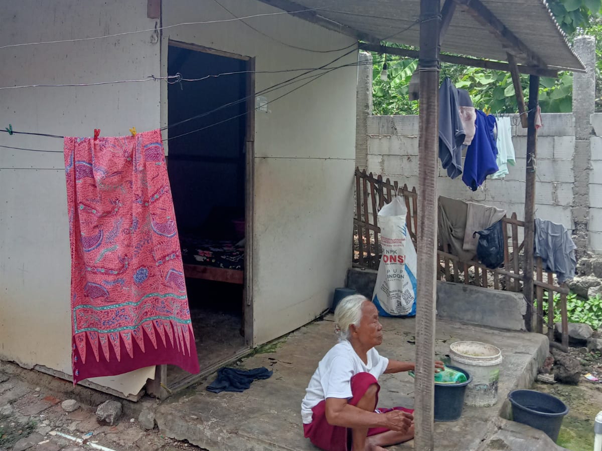 Ibu Tapeng, Janda Tuna Netra Asal Cantigi Indramayu Luput dari Bantuan Pemerintah