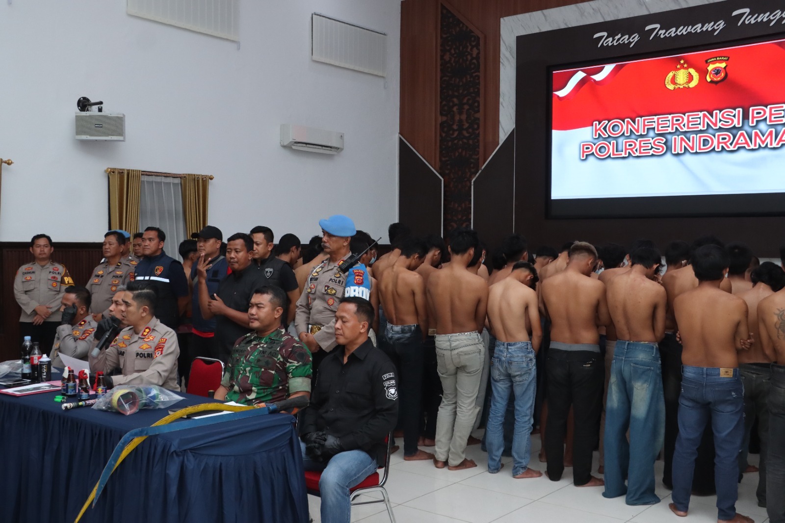 Polres Indramayu Gelar Patroli Gabungan: 58 Orang Terduga Anarko Diamankan