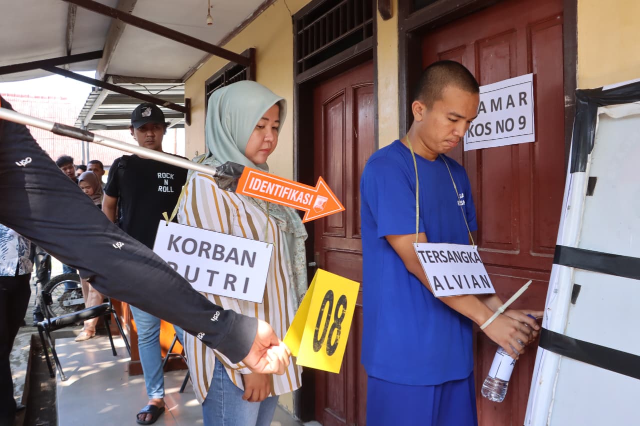 Polres Indramayu Gelar Rekonstruksi Kasus Pembunuhan PUTRI