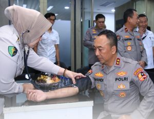 Hut Humas Polri Ke-74 Menggelar Aksi Donor Darah