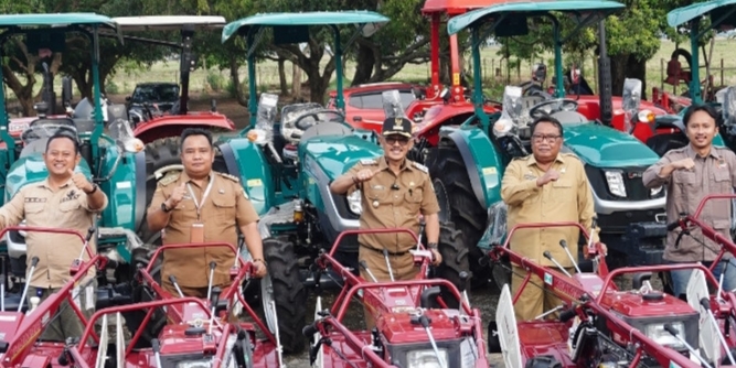 Kementan Kirim Ratusan Alsintan ke Indramayu, Percepat 126 Ribu Hektare Jelang Panen 2026