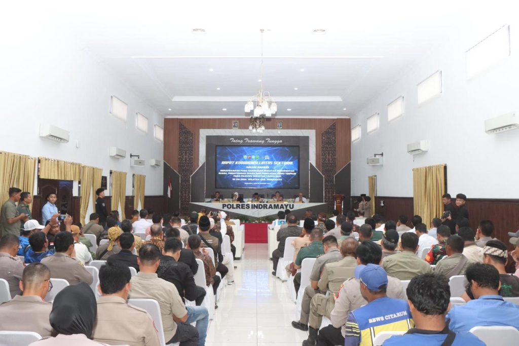 Dua hari menjelang pemungutan suara Pemilihan Kuwu (Pilwu) Serentak 2025, Polres Indramayu Polda Jabar menggelar rapat koordinasi lintas sektoral membahas terkait kesiapan pengamanan seluruh tahapan
