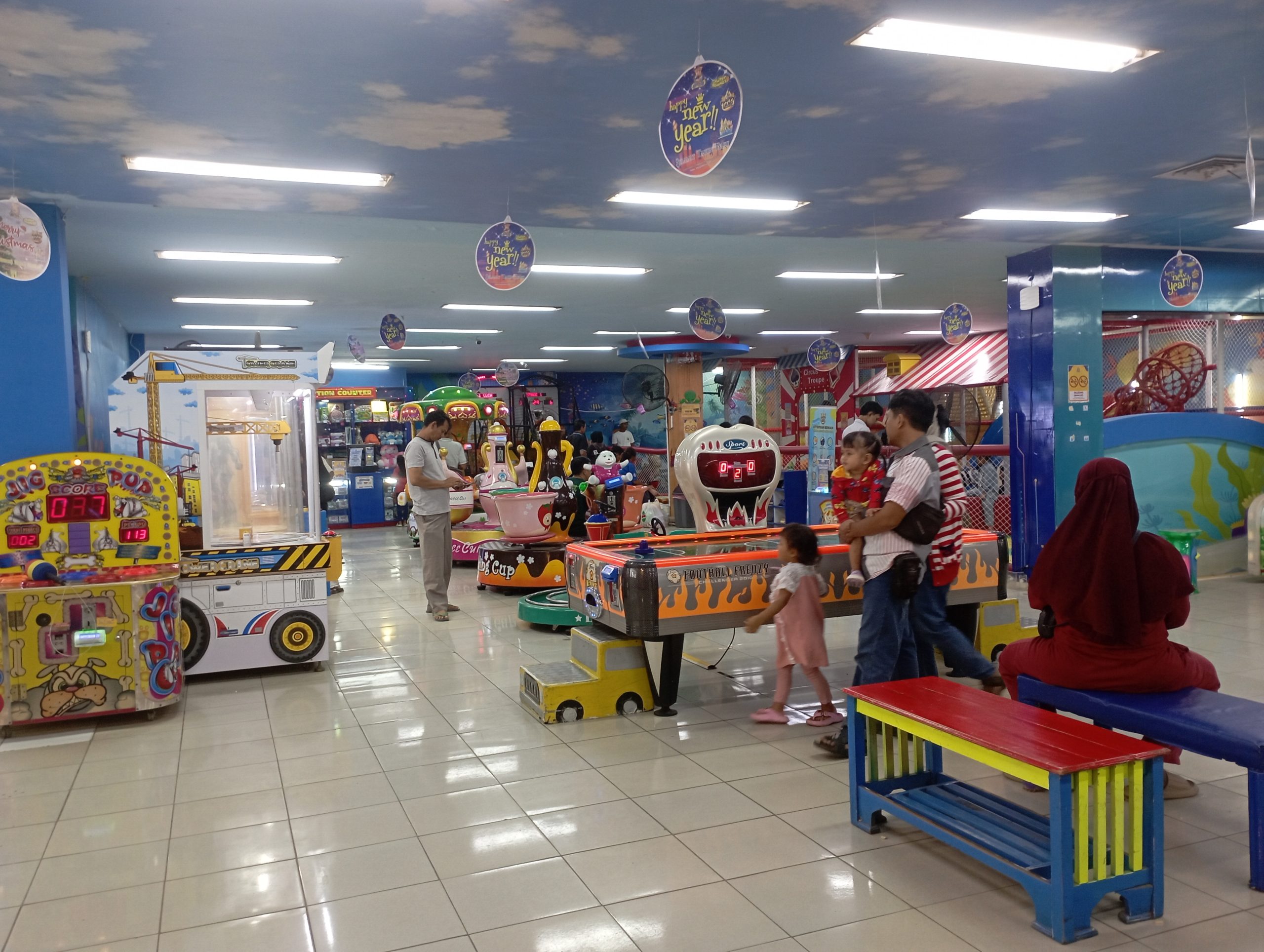 Surya Toserba Indramayu Jadi Pilihan Favorit Liburan Keluarga di Awal Tahun 2026