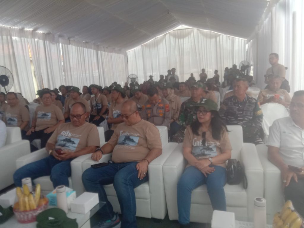 Dalam upaya menjaga kelestarian ekosistem pesisir dan menanggulangi ancaman abrasi, PT ADHI Green melaksanakan kegiatan
