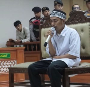 Sidang Pembunuhan Keluarga Paoman,Terdakwa Priyo Sebut Korban Budi di Eksekusi di Toko Kelontong oleh Ririn