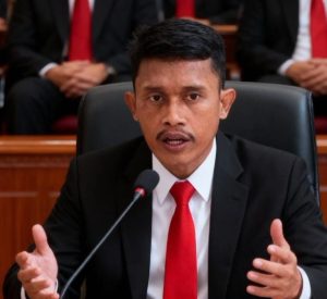 Hati-Hati Bikin Status di Facebook! Advokat Tabroni, S.H. Kupas Tuntas Jerat Hukum Pencemaran Nama Baik dalam UU ITE Terbaru