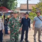 Pemerintah desa menggandeng jajaran TNI dan Polri melalui Babinsa dan Kamtibmas, serta menggerakkan kesadaran masyarakat