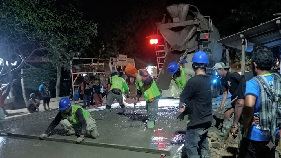 Diduga adanya upaya untuk pemberian uang damai kepada salah seorang wartawan yang sedang melakukan kontrol sosial dilapangan.