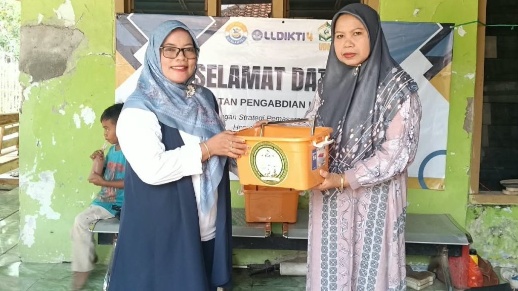 Keren! Dosen UDM Indramayu Sulap Terasi Junti Jadi Produk Modern Berstandar Food Grade