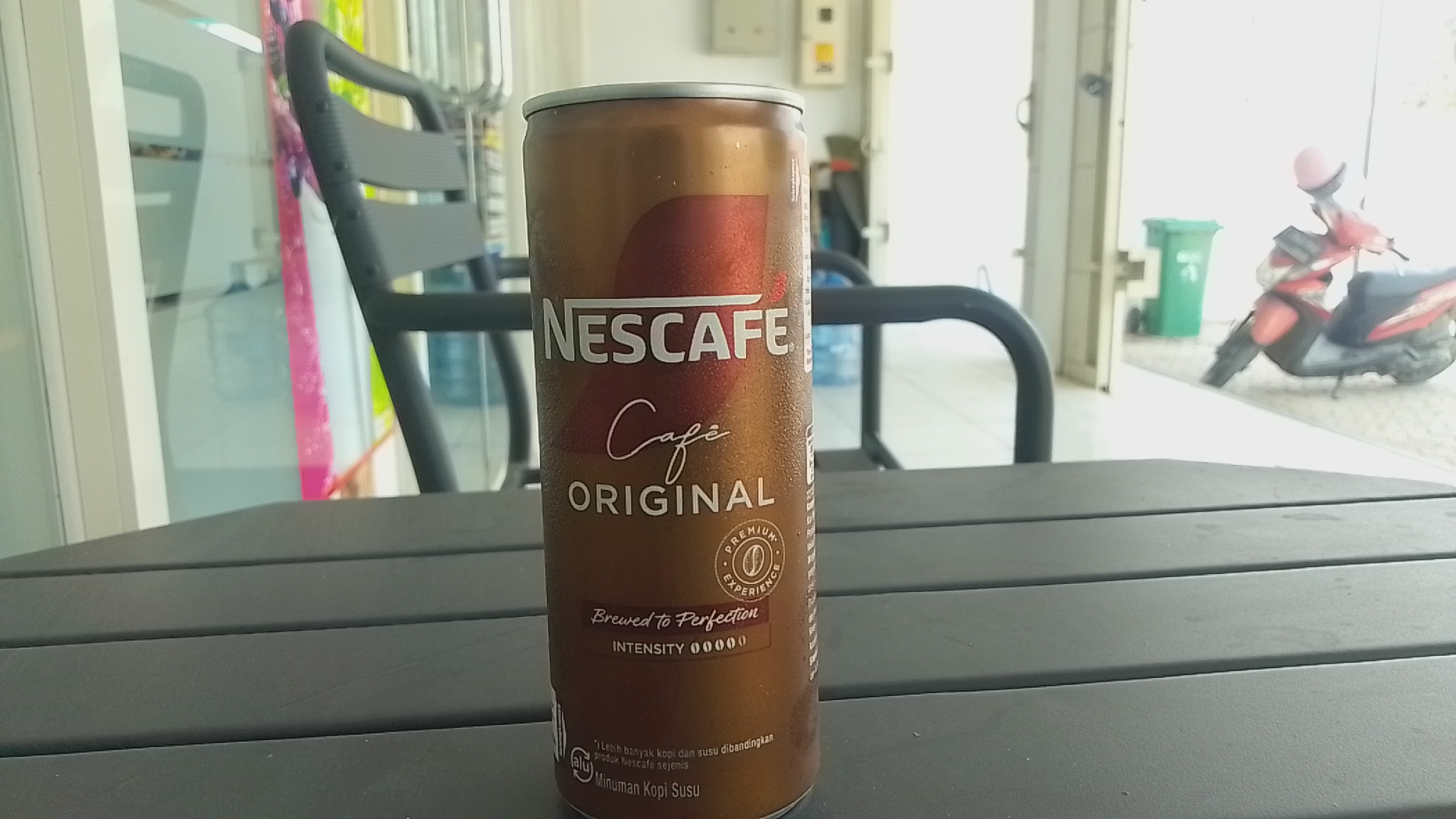 Nikmati Kesegaran Nescafé Original, Teman Setia di Tengah Cuaca Panas Indramayu